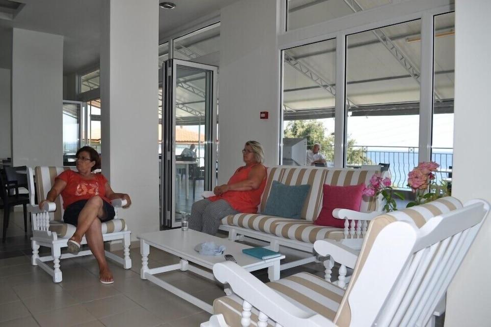 Hotel Alkyonis Platamonas Exterior foto
